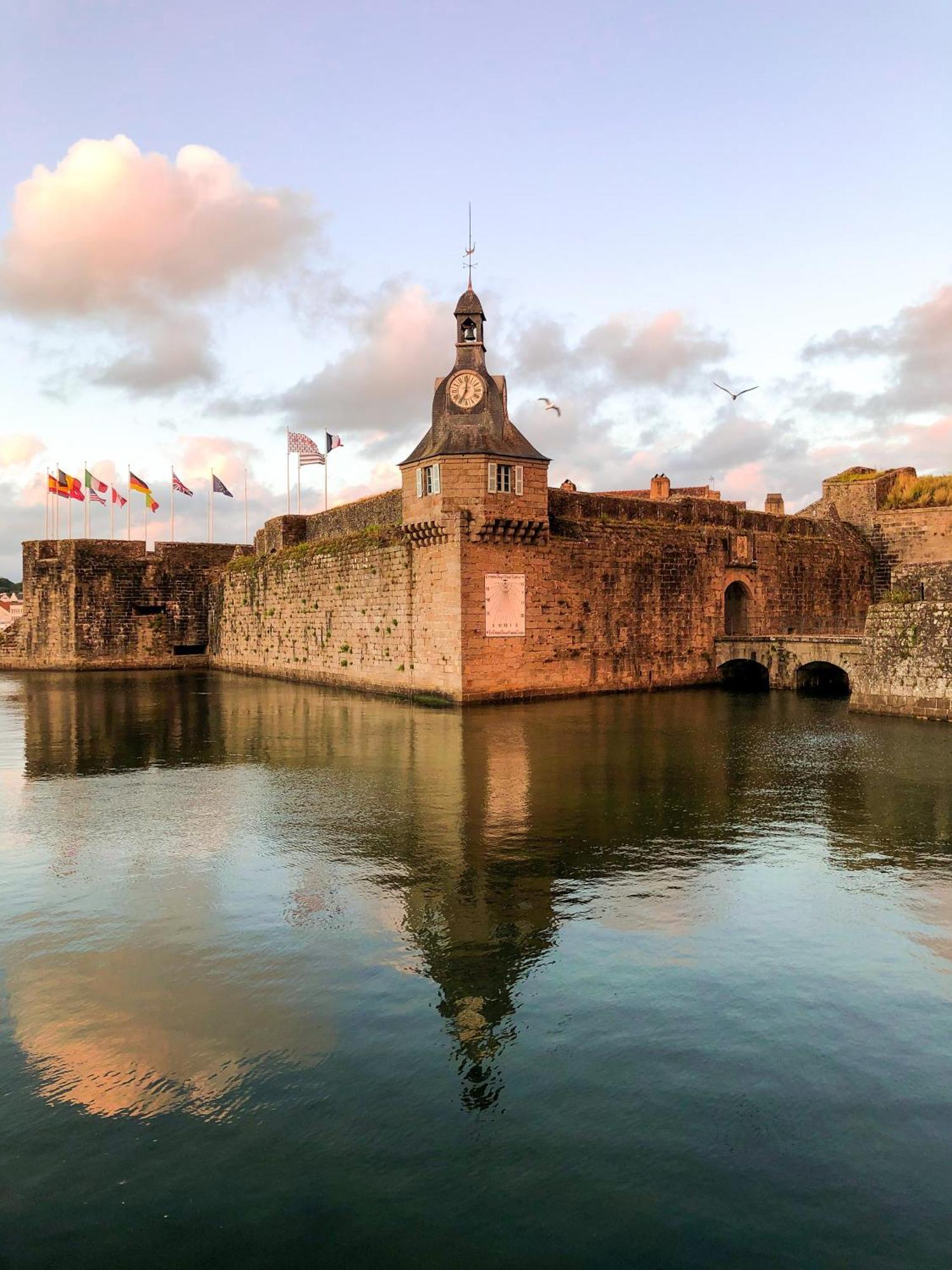 Ostal - Auberge De Jeunesse Concarneau Exterior foto